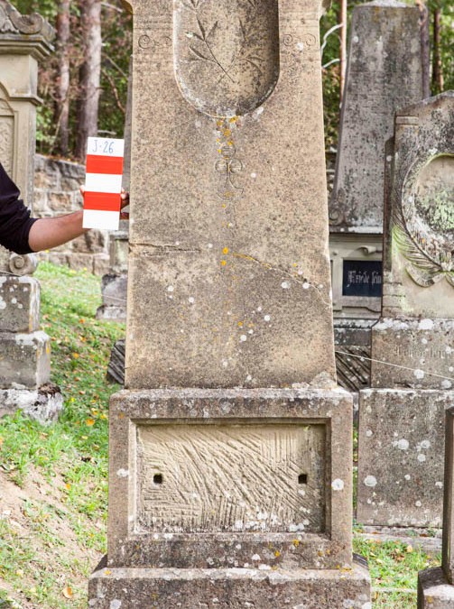 Liebenthal Berta | J-26